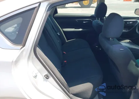 2015 Nissan Altima 2.5 S from USA, damaged, VIN 1N4AL3AP5FC570288